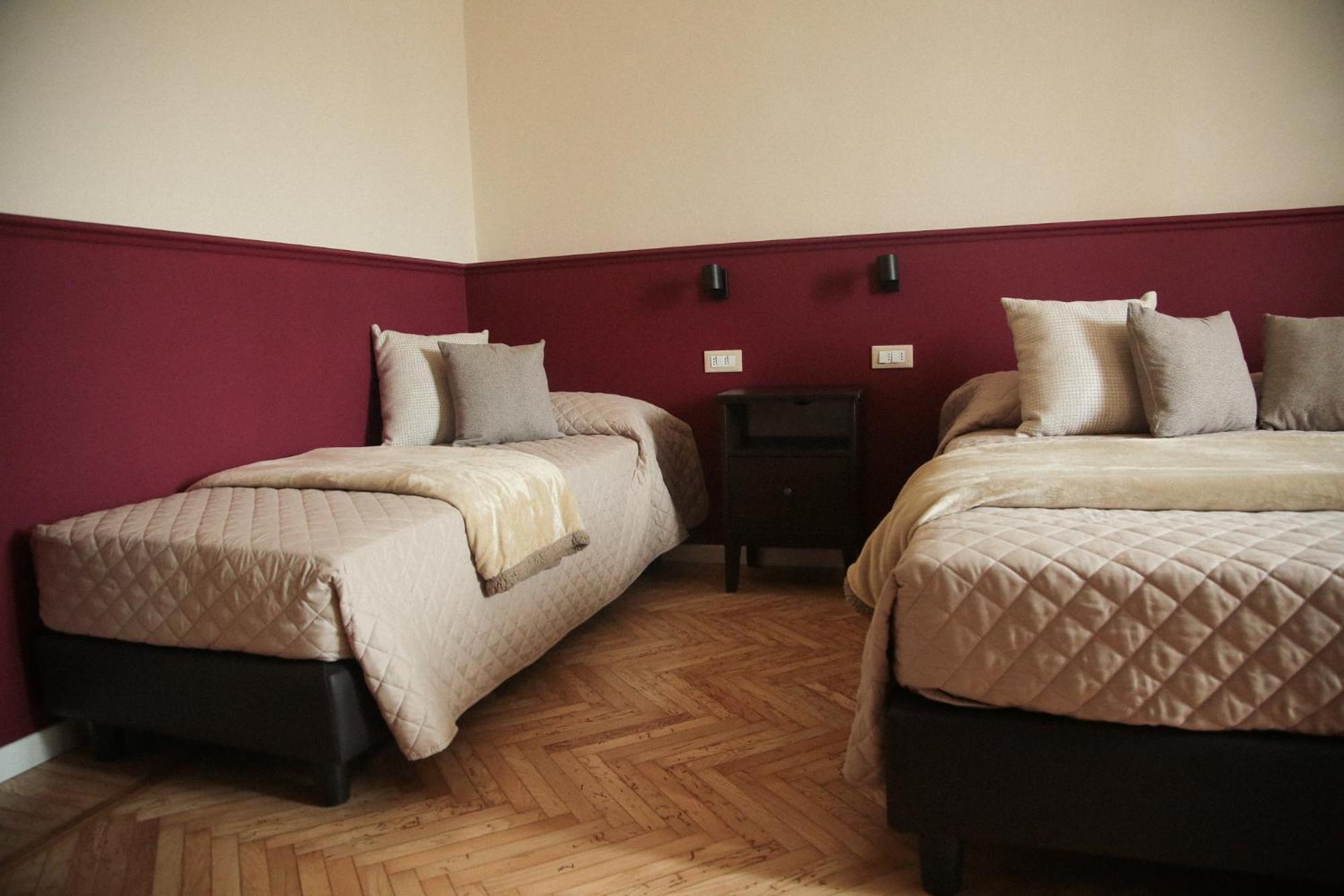 Albergo Garisenda Con Terrazza Panoramica Sulle Due Torri — Fotos 3